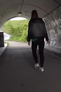Naomi Bennet Squats To Piss And Wipes Afterwards