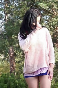 Closeup Public Peeing For Divine Girl